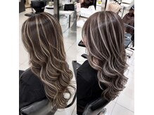 ヘアアンドビューティー クアトロ 戸祭店(QUATRO)