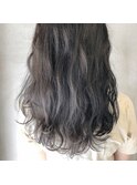 *光に包まれると透ける魔法のパールグレー*