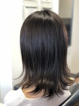 サバス(SABBATH) ステップボーンカット 小顔補正立体カット ロング