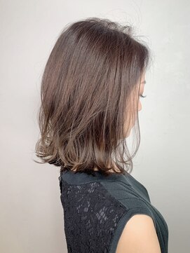 アンダーバーホワイト 堺東店(_WHITE) ベージュグレー,色持ち１ヶ月,ブリーチなし／髪質改善