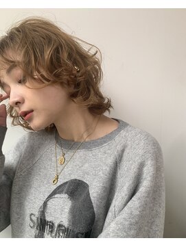 ルーイ(LOUIE) ウルフ/ボタニカルパーマ