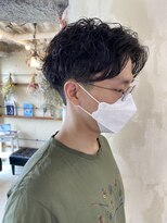 アリスバイアフロート 自由が丘(ALICe by AFLOAT)&nbsp;ナチュラルニュアンスパーマ　センターパート