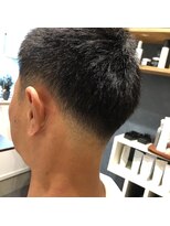 オリ(oli.)&nbsp;フェードカット