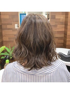 マーリエナル(MALIE NALU) ミディアム