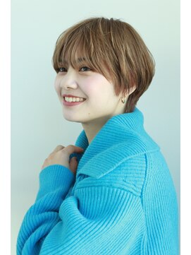 エクリ 麻布十番(equri) ナチュラルショートヘア