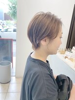 ユニ(Uni.)&nbsp;ショートボブ×ハイライト