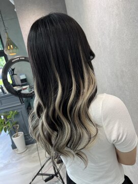 レヴェリー(REVERIE) #エクステ#プルエクステ#ハイライト#ギャル