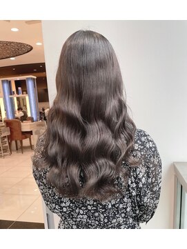 キュア 表参道(CURE) 黒髪/グレージュカラー/ココアベージュ/ヘルシーロング[表参道]