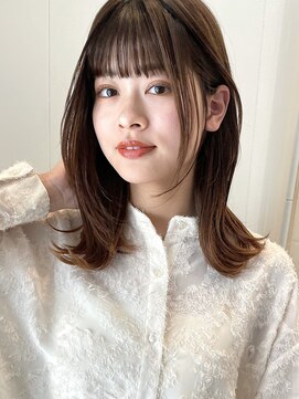 ガーデン ムサシコスギ(GARDEN MUSASHIKOSUGI) ハッシュカットミディアムレイヤー フルバング アッシュベージュ