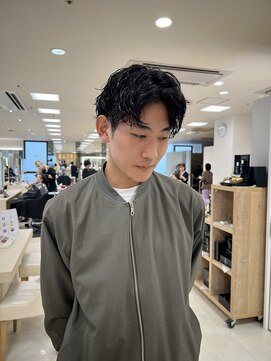 ケンジ 平塚ラスカ店(KENJE) ツイストスパイラル/ツイスパ/センターパート/メンズパーマ