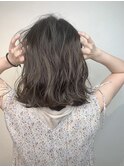 ペールグレージュ