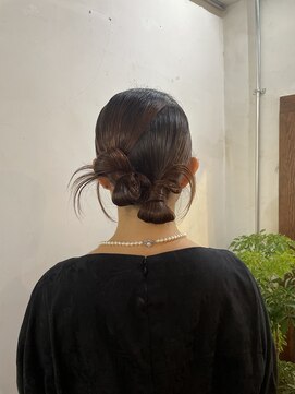 ヒカリス 中崎店(HIKARIS) タイトツイン