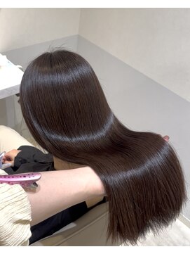 エレノア 枚方(Eleanor) アルカリ酸熱トリートメント◎吉田