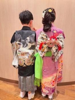 ディアコバレーノ(DiaCobaleno)の写真/【七五三の着付け◇電話予約にて受付中】ヘアセットもお任せ◎周りと差が付くスタイルを創ります♪