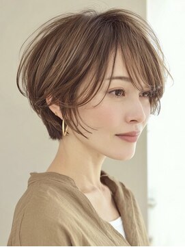 ハーツ(Heart's) 大人ショート　白髪ぼかしカラー　脱白髪染め 40代50代60代