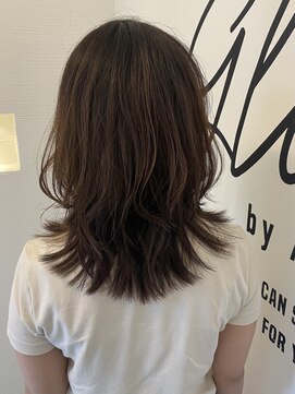 グロウム バイ アフェクト(glowm by AFFECT) セミロングウルフ