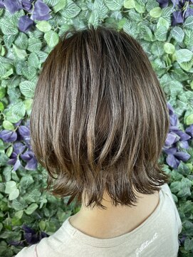 ビューティドレッセヤマノ 池袋パルコ(Beauty Dresse YAMANO) 【ハイライト】【カラー】大人かわいい♪ハイライト外ハネボブ