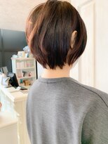 キャアリー(Caary)&nbsp;福山市美容室人気　Caary丸みショートボブ　イルミナカラー
