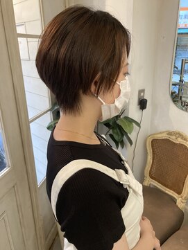 アミュレ(Amule) 大人気丸み骨格補正前下がりショートボブ30代40代梅ヶ丘美容室