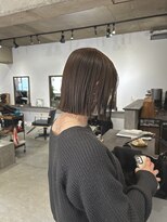 ユエ(Yue)&nbsp;ぷつっとボブ × 暗めグレージュ