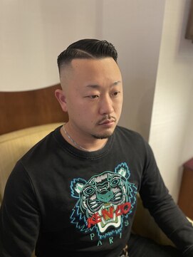 フォーコーナーズカットショップフェイビーズ 名古屋西(FourCornersCutShop favey's) スキンフェード【刈り上げ】【フェード】【メンズカット】