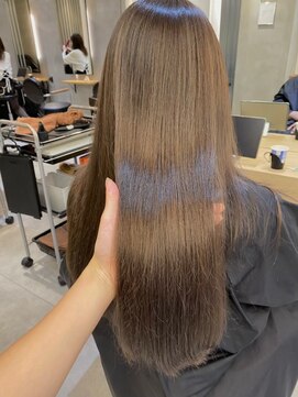 ジーナ 船橋(Zina) 髪質改善＊ロングレイヤーグレーベージュ＊美髪【Zina船橋】