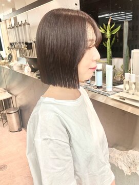 ロンドシエル 横浜(Lond ciel) モカブラウン+切りっぱなしボブ
