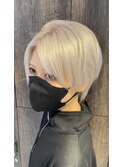 ★美髪ホワイトショートウルフ/人気ホワイトカラー/池袋駅