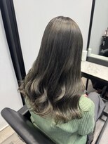 パヌポン(PANUPON)&nbsp;オリーブハイライトバレイヤージュケアブリーチダブルカラー