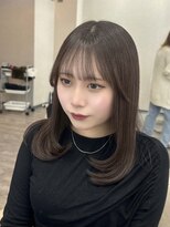 ソア 並木坂(Soa)&nbsp;ミディアムレイヤー/レイヤーカット/透明感カラー/Chihiro