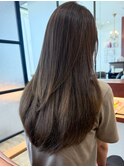 ロングヘアストレートスタイル
