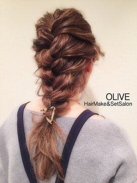 オリーブ(OLIVE) new arrange★【ヘアセット&袴着物/結婚式/大阪心斎橋】
