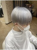 シルバーグレイ