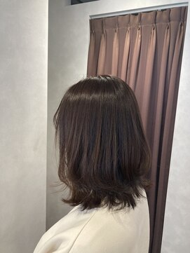 キー(KEY) ウルフボブ