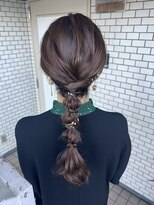 編み下ろし　ヘアセット　金箔　お呼ばれヘア　玉ねぎヘア