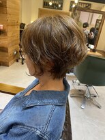 チリンバイロストシティー(Chillin by LOSTCITY)&nbsp;パーマショートボブインナーカラーブリーチ髪質改善