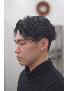 グランクラブ(GRANCLUB) カット　パーマ　フェード　シェービング　ヘッドスパ