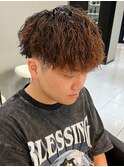 ツイストスパイラルパーマ メンズパーマ マッシュパーマ 眉毛