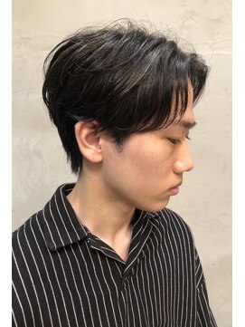 リアイス(Re:ICE) ブルーブラックフェザーパーマ刈り上げセンターパート