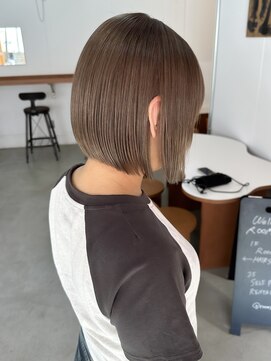 オー(OOO) ブリーチ必須のくすみベージュ〇