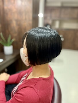 ノム(nomu) グラデーションボブ