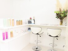 ルートティーヘアーの雰囲気（カフェカウンター　スタイル♪）