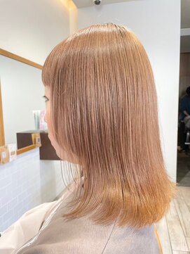 横須賀ロングレイヤーカットデザインカラーフルカラーブリーチ