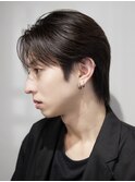 ナチュラルセンターパート韓国風コンマヘア毛流れ曲がる縮毛矯正