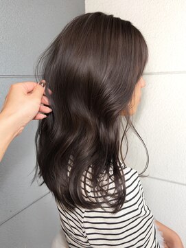 ヘアーアイストゥーレ(HAIR ICI TRE) ラベンダーブラウン×顔周り×秋カラー×艶髪担当渡辺聖