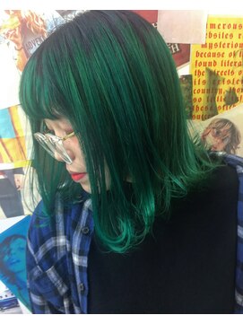 トロニー(TLONY) TLONY渋谷hori 個性派グリーンカラー