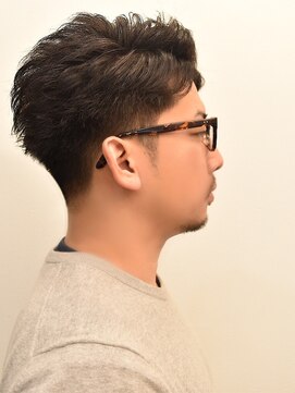 ヘアスタジオヘーフリヒ(HAIR STUDIO HoFLICH) 【オトナのナチュラルスタイル】