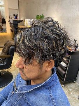 スラン(sran hair and spa) ゆるめスパイラルハイライト