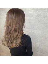 アンダーバーホワイト 芦屋店(_WHITE)&nbsp;ベージュグラデーション