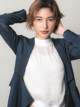 エミュ 表参道 青山(emu) 【emu井上信洋】ルーツシャドウでおしゃれショート【エミュ】